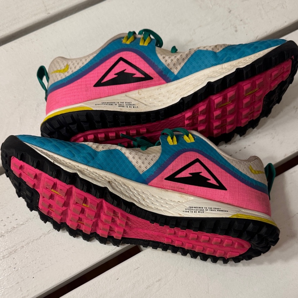 Nike Trail Wildhorse Sneakers size 9